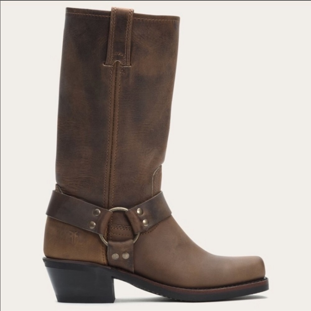 Frye harness 12r
